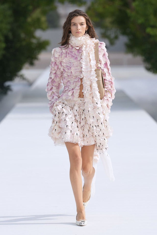 Dior SS27 Jonathan Anderson lightness runway