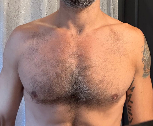 Person training full body to reduce belly fat without crunches