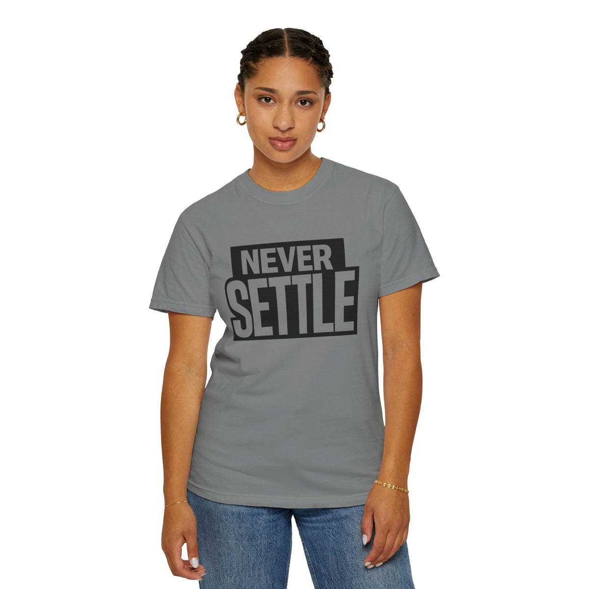 Never Settle T-Shirt — Bold Motivational Graphic Tee