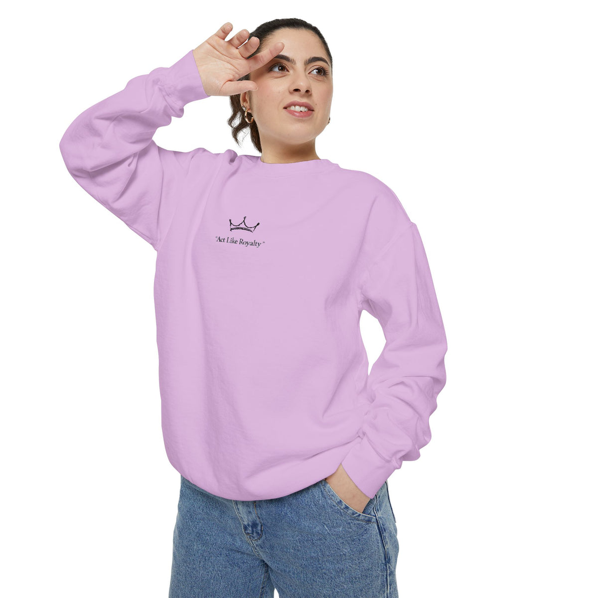 Minimal Sailboat Crewneck Sweatshirt — 'Sail the Sea' Graphic